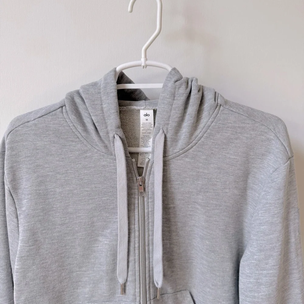ALO Yoga Routine Cropped Zip Hoodie Jacket in Athletic Heather Grey - Picture 6 of 13